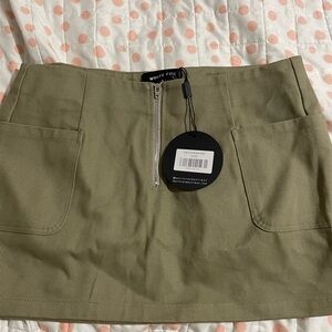 White fox cargo mini skirt